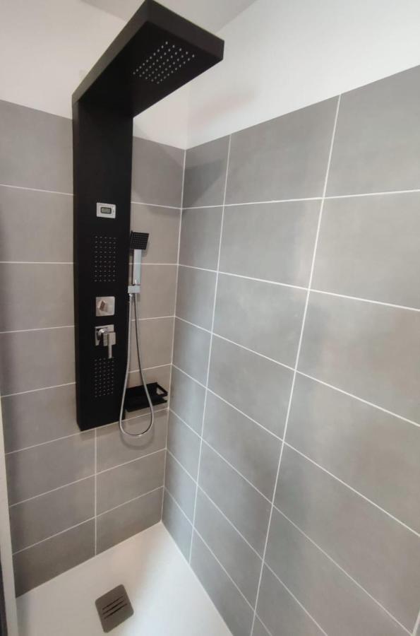 A L'Ombre Des Bois, Chambre Double Confort Neung-sur-Beuvron Eksteriør bilde