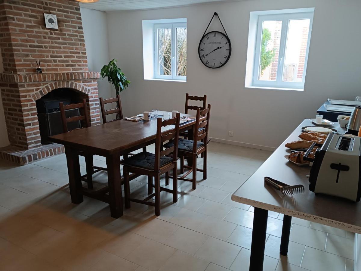 A L'Ombre Des Bois, Chambre Double Confort Neung-sur-Beuvron Eksteriør bilde